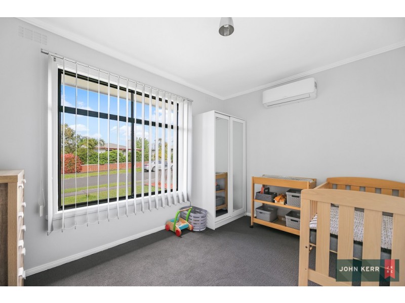 42 Alexander Avenue, Moe VIC 3825