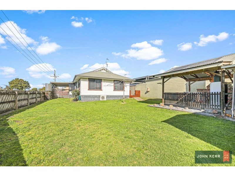 42 Alexander Avenue, Moe VIC 3825
