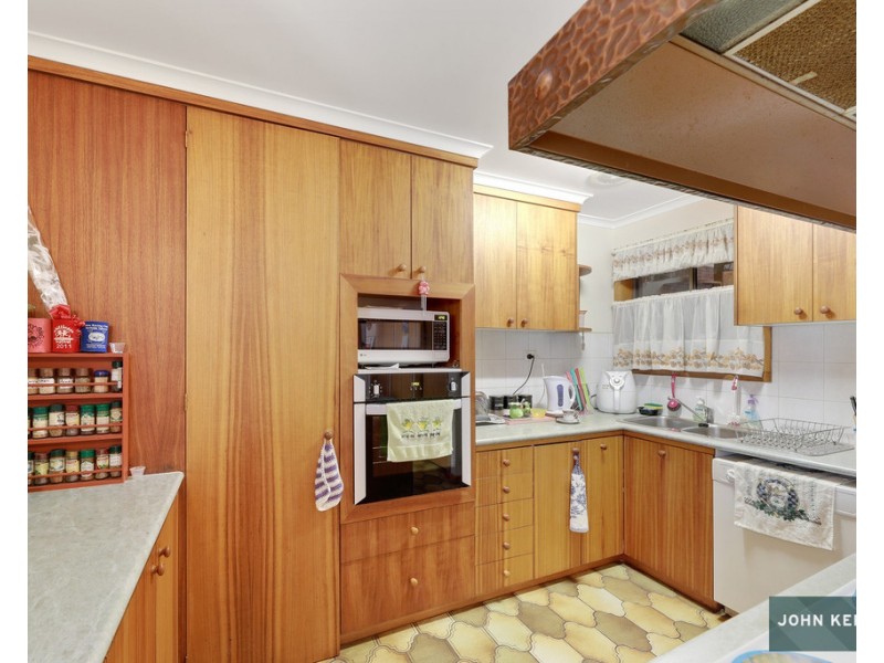 1/1 Libra Crescent, Moe VIC 3825