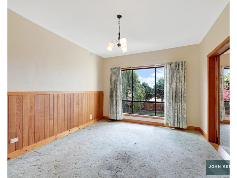 13 York Street, Moe VIC 3825