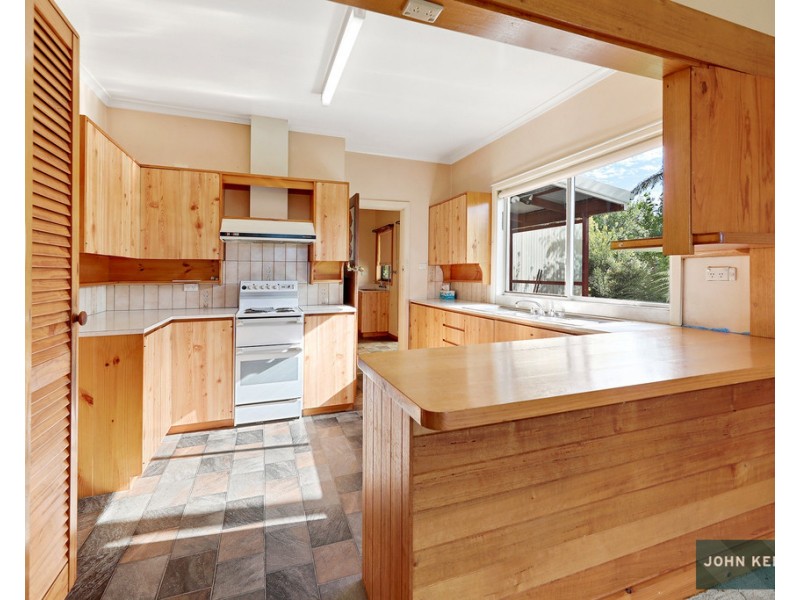 13 York Street, Moe VIC 3825