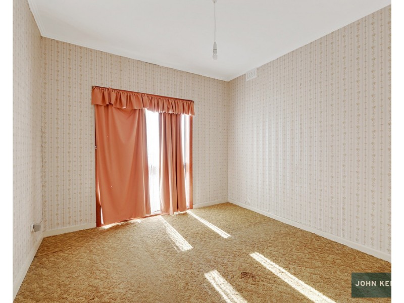 30 Hampton Street, Moe VIC 3825