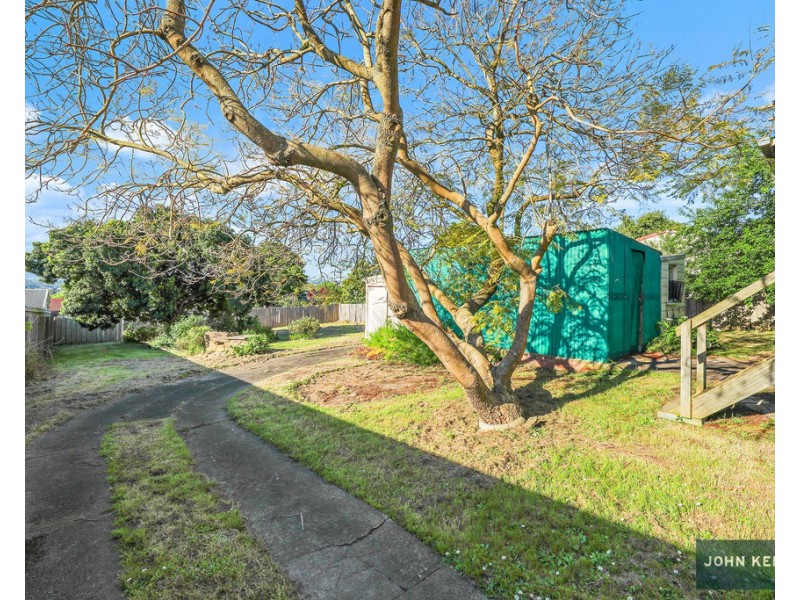 30 Hampton Street, Moe VIC 3825