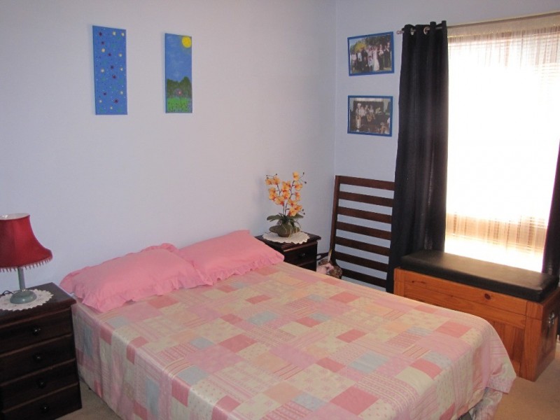 10 Windsor Avenue, Moe VIC 3825