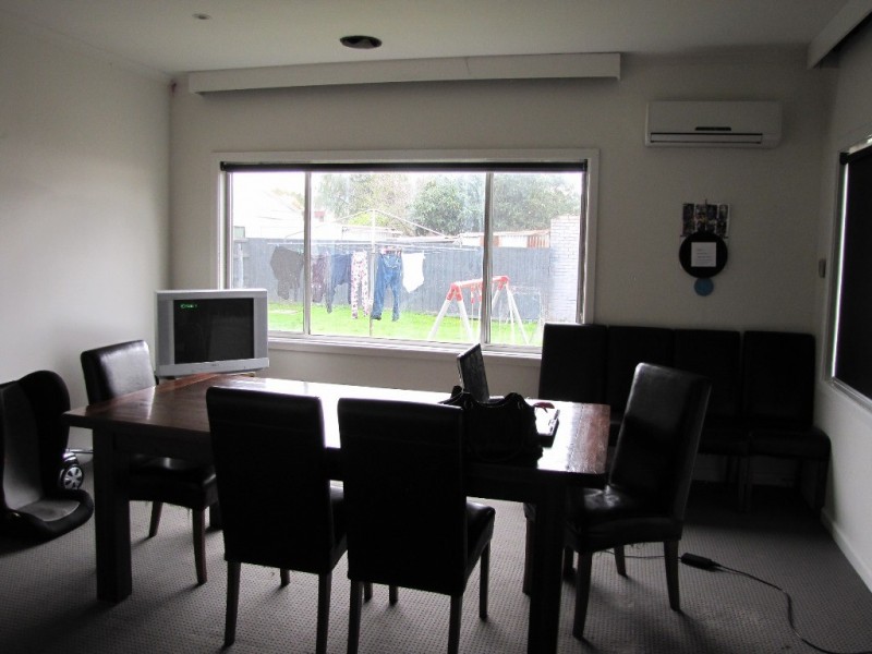 4 Andrew Street, Moe VIC 3825