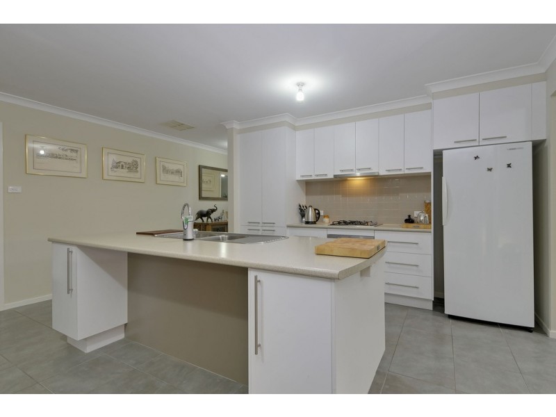 13 Kingsford Street, Moe VIC 3825