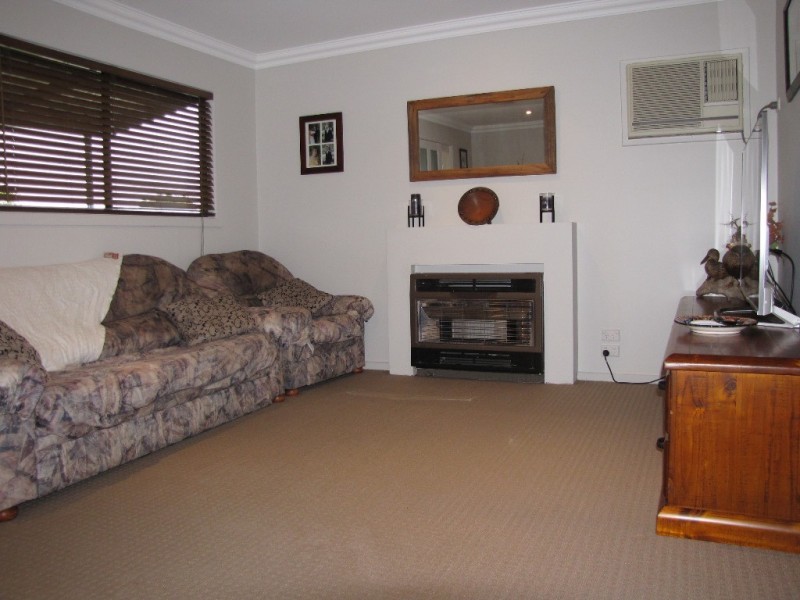 43 Newark Avenue, Newborough VIC 3825