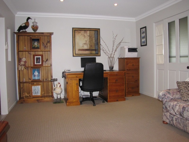 43 Newark Avenue, Newborough VIC 3825