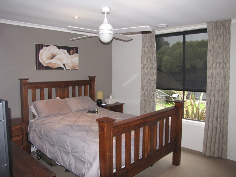 43 Newark Avenue, Newborough VIC 3825