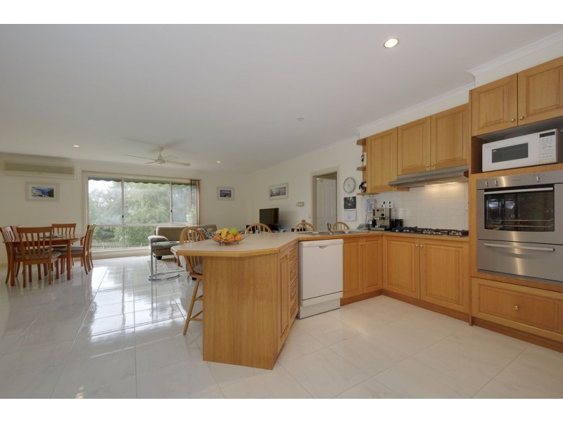 6 Libra Crescent, Moe VIC 3825