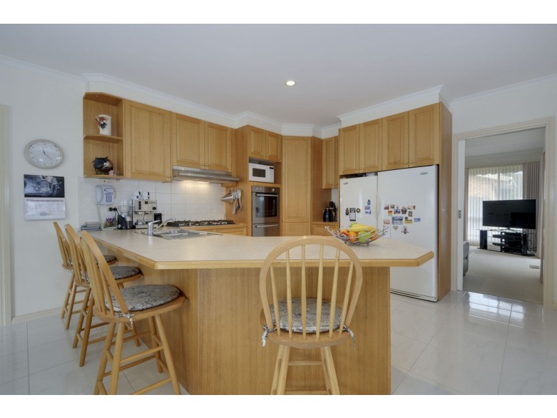 6 Libra Crescent, Moe VIC 3825