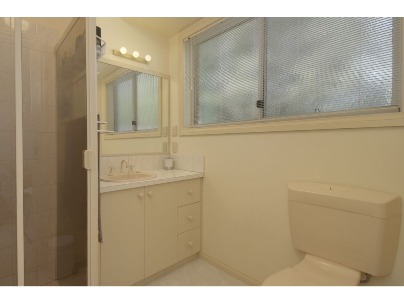 6 Libra Crescent, Moe VIC 3825