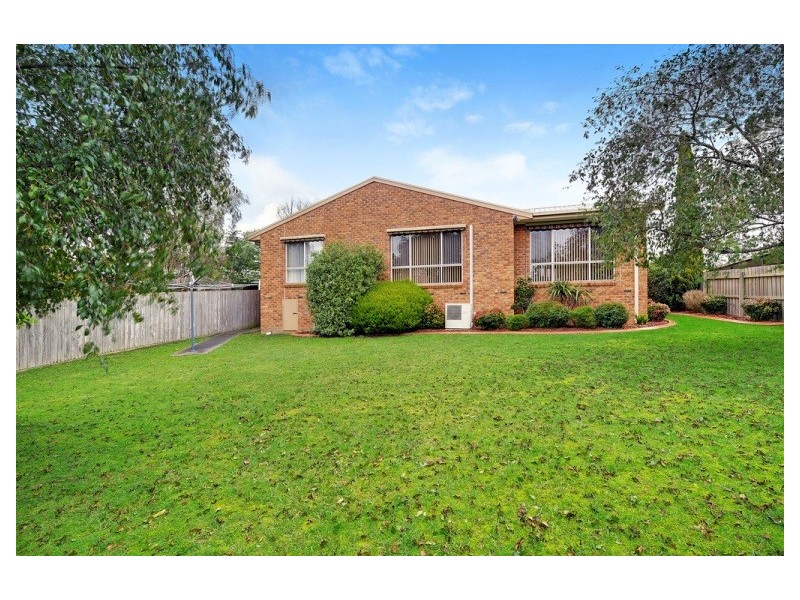 6 Libra Crescent, Moe VIC 3825