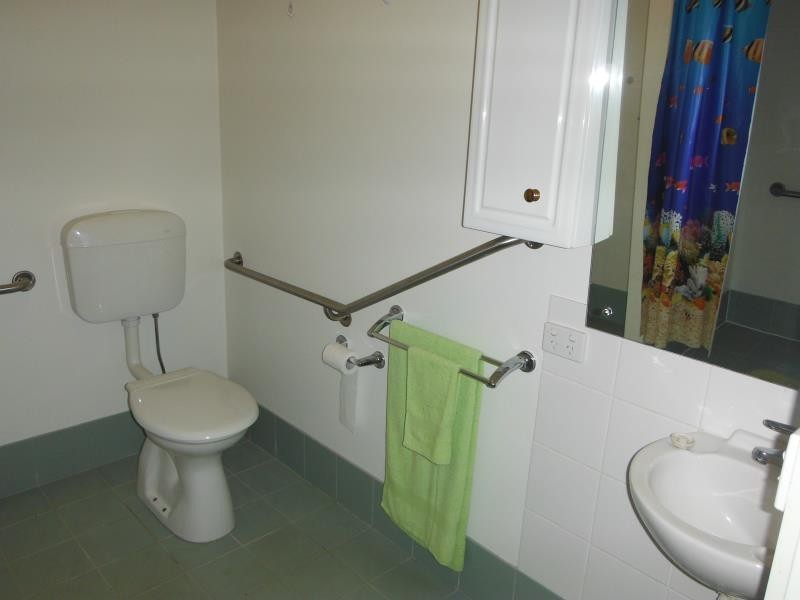 8/27-29 Moore Street, Moe VIC 3825