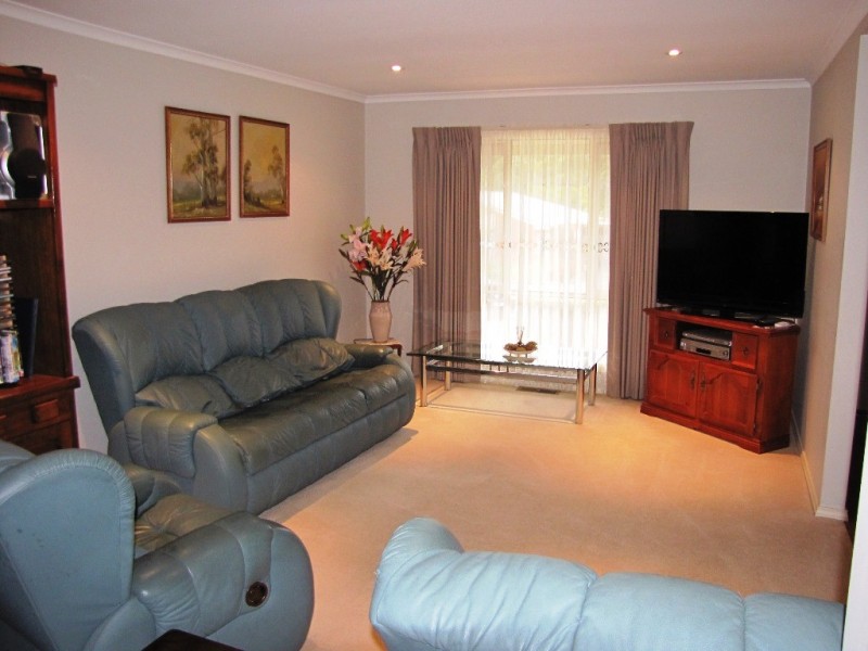 118 Southwell Avenue, Newborough VIC 3825