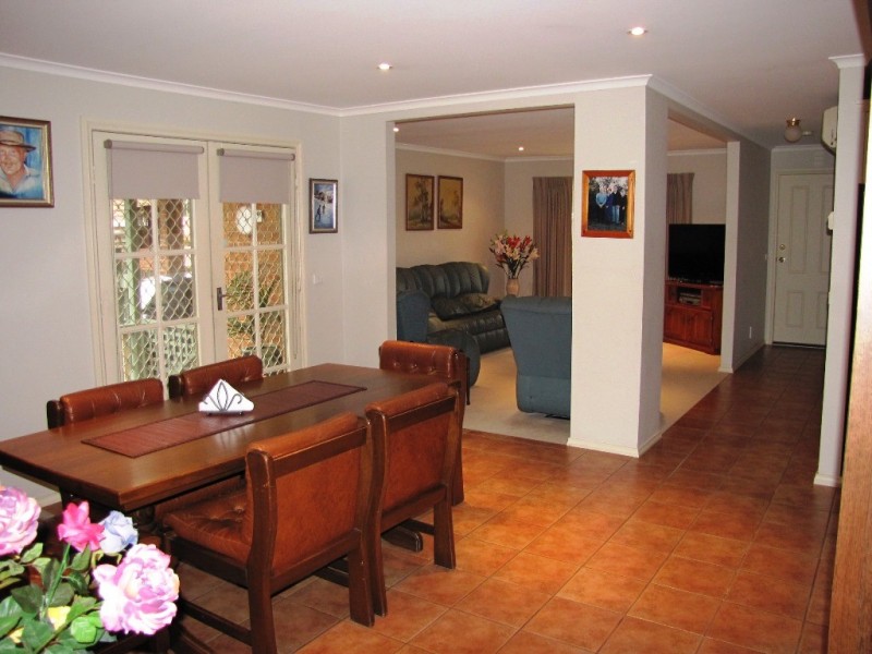 118 Southwell Avenue, Newborough VIC 3825