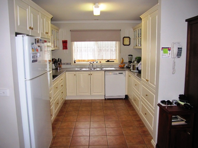 118 Southwell Avenue, Newborough VIC 3825