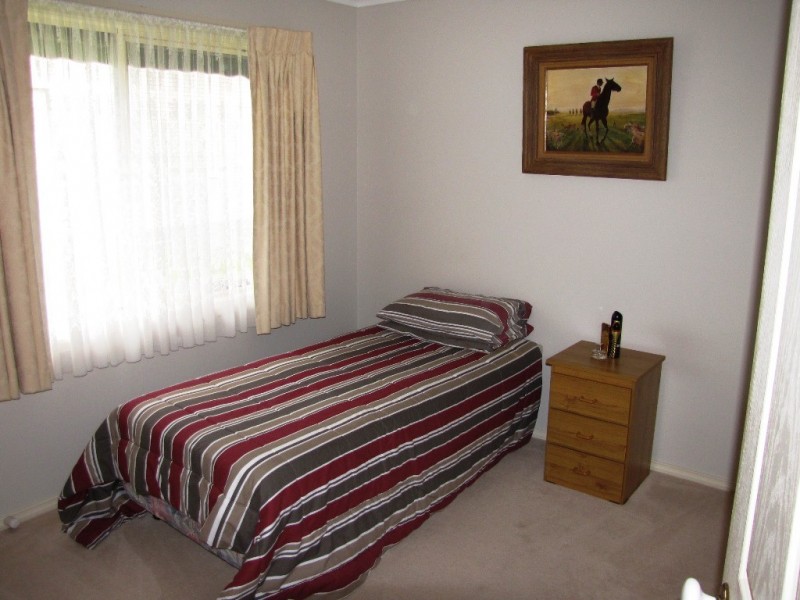 118 Southwell Avenue, Newborough VIC 3825