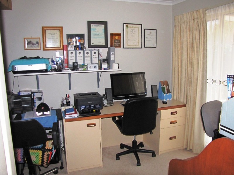 118 Southwell Avenue, Newborough VIC 3825