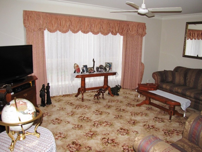 10 Rita Court, Newborough VIC 3825