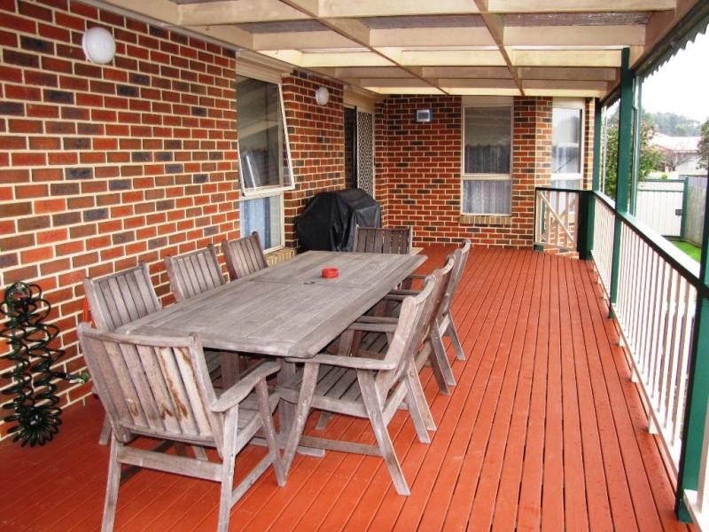 10 Rita Court, Newborough VIC 3825