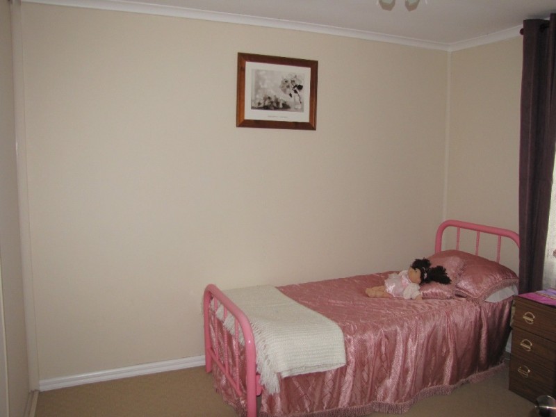 4 Mirboo Street, Newborough VIC 3825