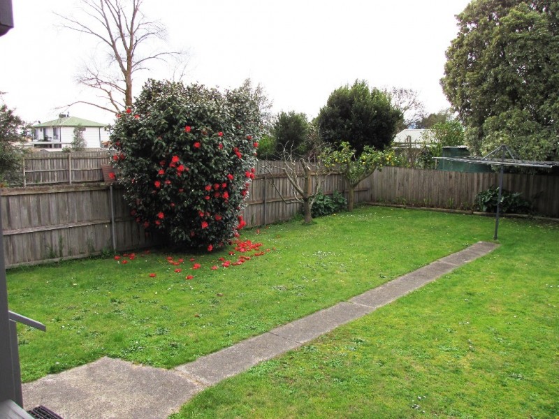 4 Mirboo Street, Newborough VIC 3825
