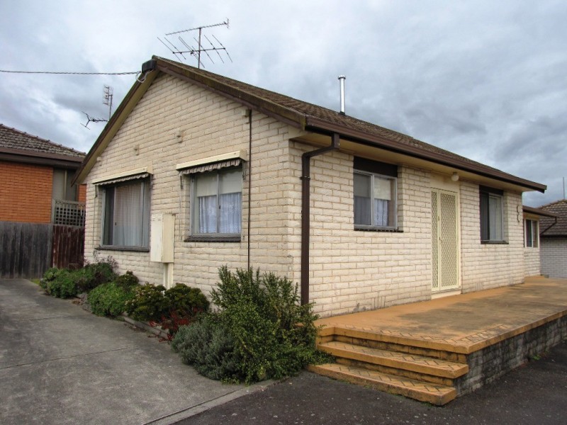 Unit 1/21 William Street, Newborough VIC 3825