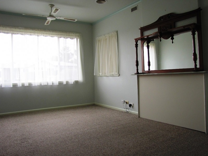 Unit 1/21 William Street, Newborough VIC 3825