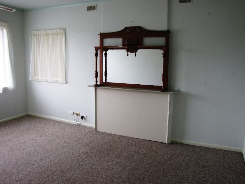 Unit 1/21 William Street, Newborough VIC 3825