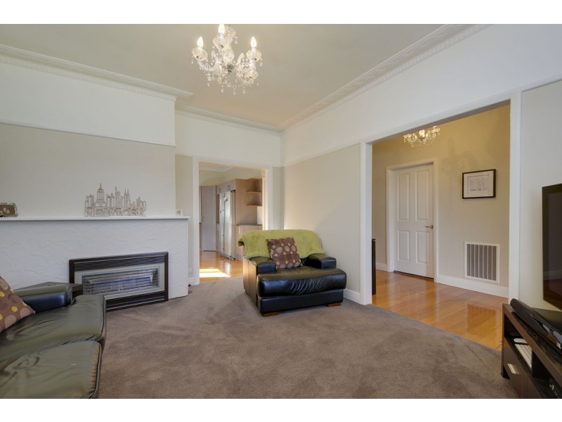 32 Cross Street, Newborough VIC 3825