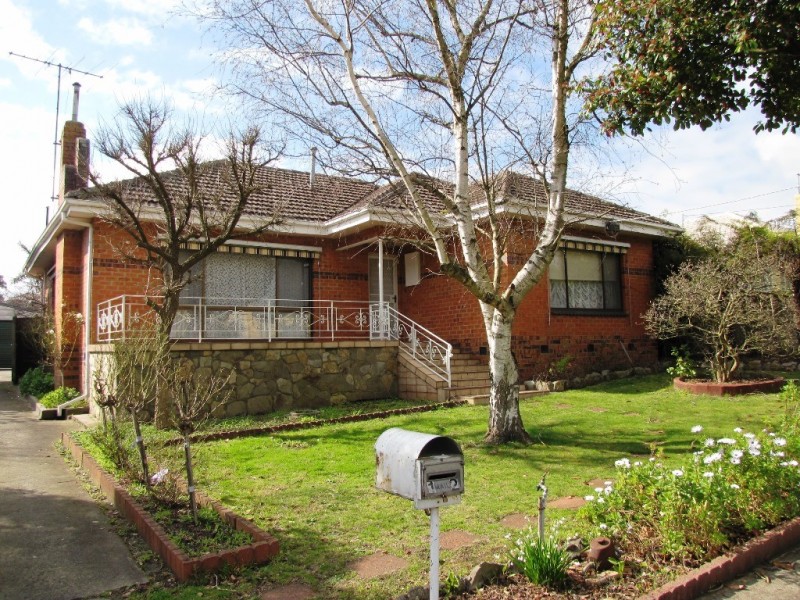 12 Tasman Street, Newborough VIC 3825