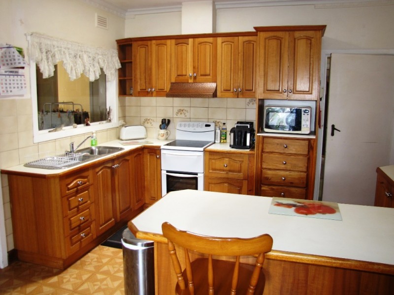 12 Tasman Street, Newborough VIC 3825