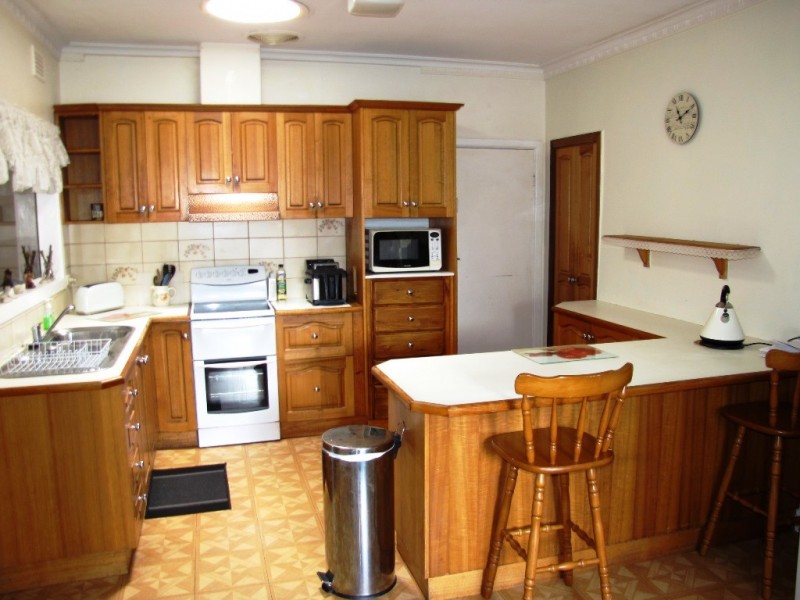 12 Tasman Street, Newborough VIC 3825