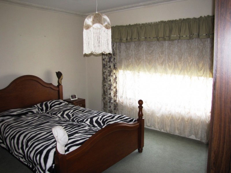 12 Tasman Street, Newborough VIC 3825