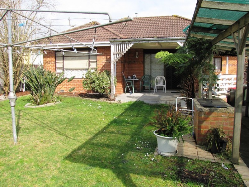 12 Tasman Street, Newborough VIC 3825