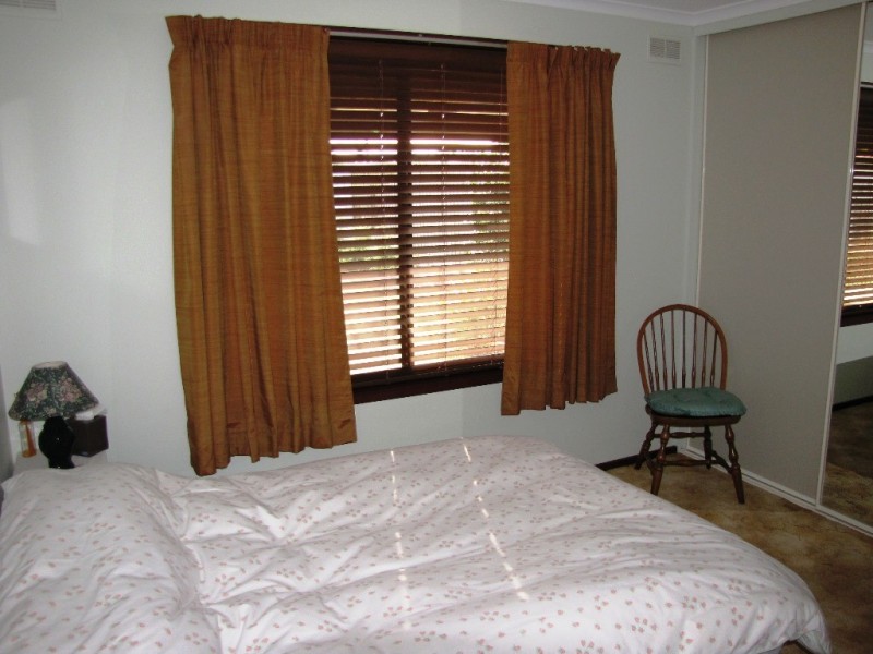 16 Burnside Street, Moe VIC 3825