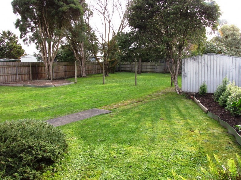 16 Burnside Street, Moe VIC 3825