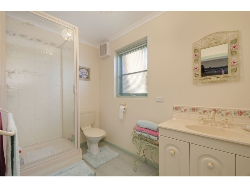 9 Avon Court, Newborough VIC 3825