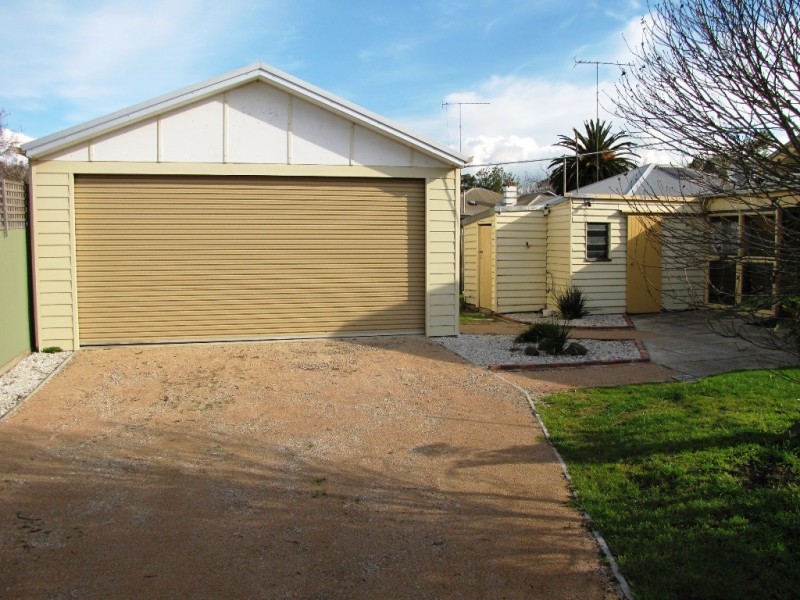 55 Moore Street, Moe VIC 3825
