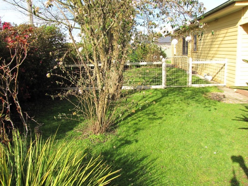 55 Moore Street, Moe VIC 3825