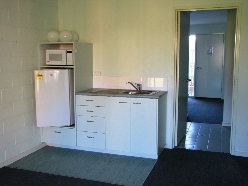 27-29 Moore Street, Moe VIC 3825