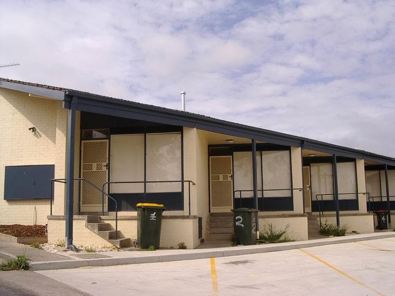 10/4-6 Monash Road, Newborough VIC 3825