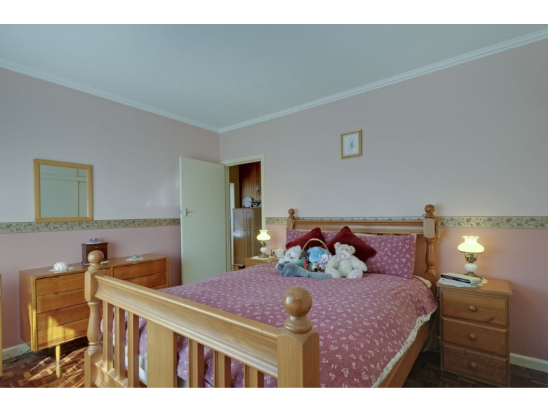 8 Murray Road, Newborough VIC 3825