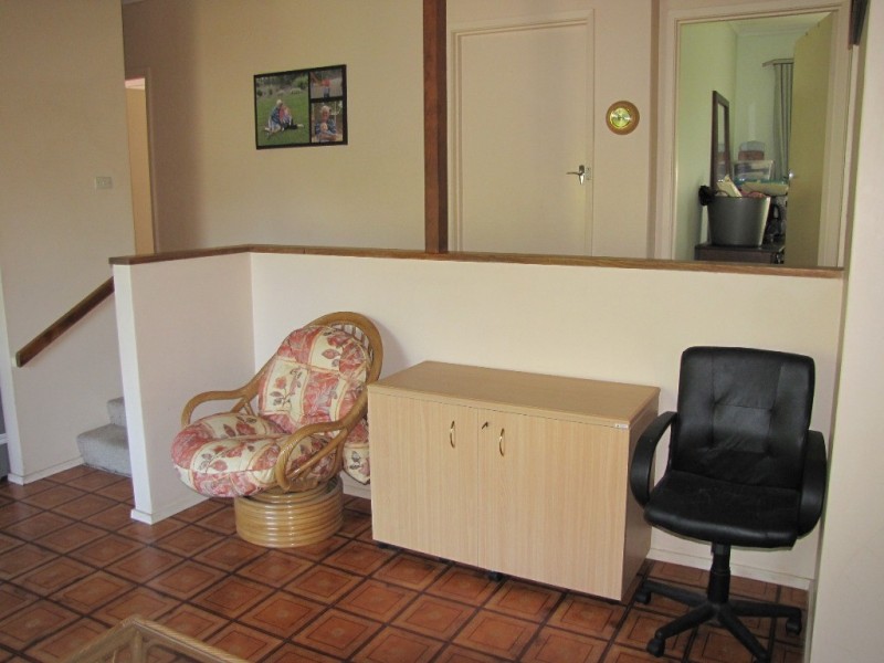 5 Smallburn Avenue, Newborough VIC 3825