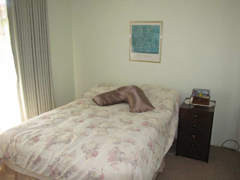 5 Smallburn Avenue, Newborough VIC 3825