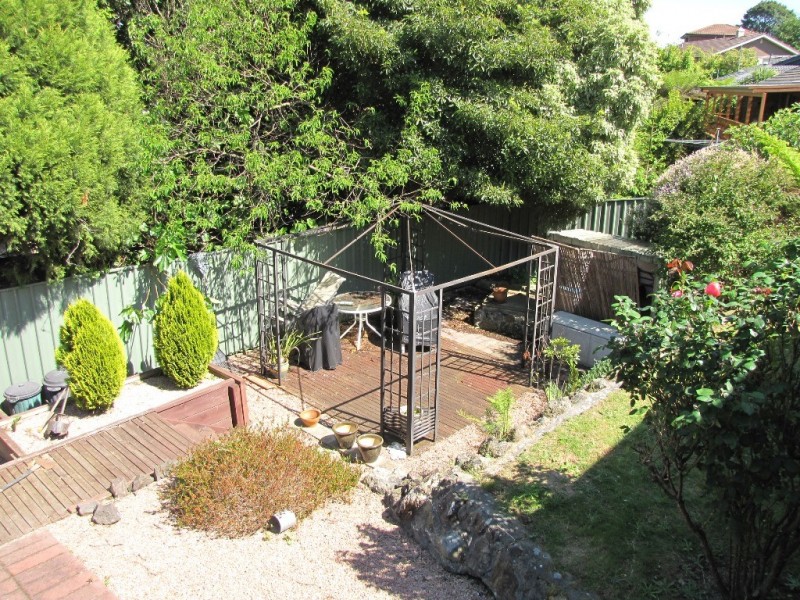 5 Smallburn Avenue, Newborough VIC 3825