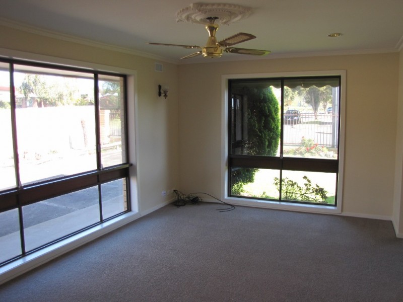 20 Abbott Street, Moe VIC 3825