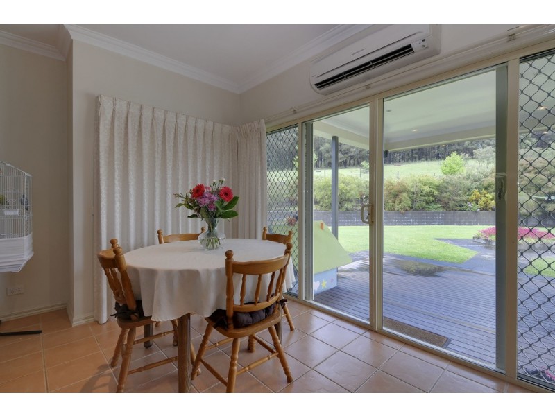 81 Pineridge Road, Moe VIC 3825