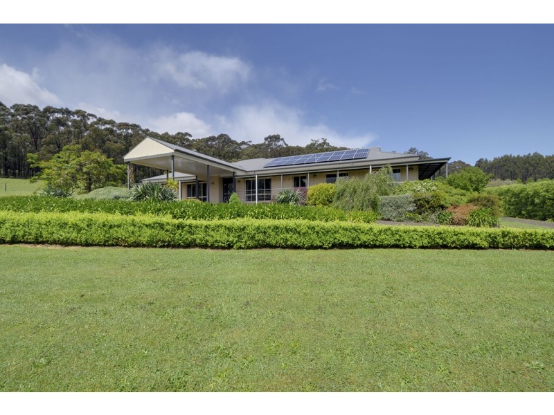 81 Pineridge Road, Moe VIC 3825
